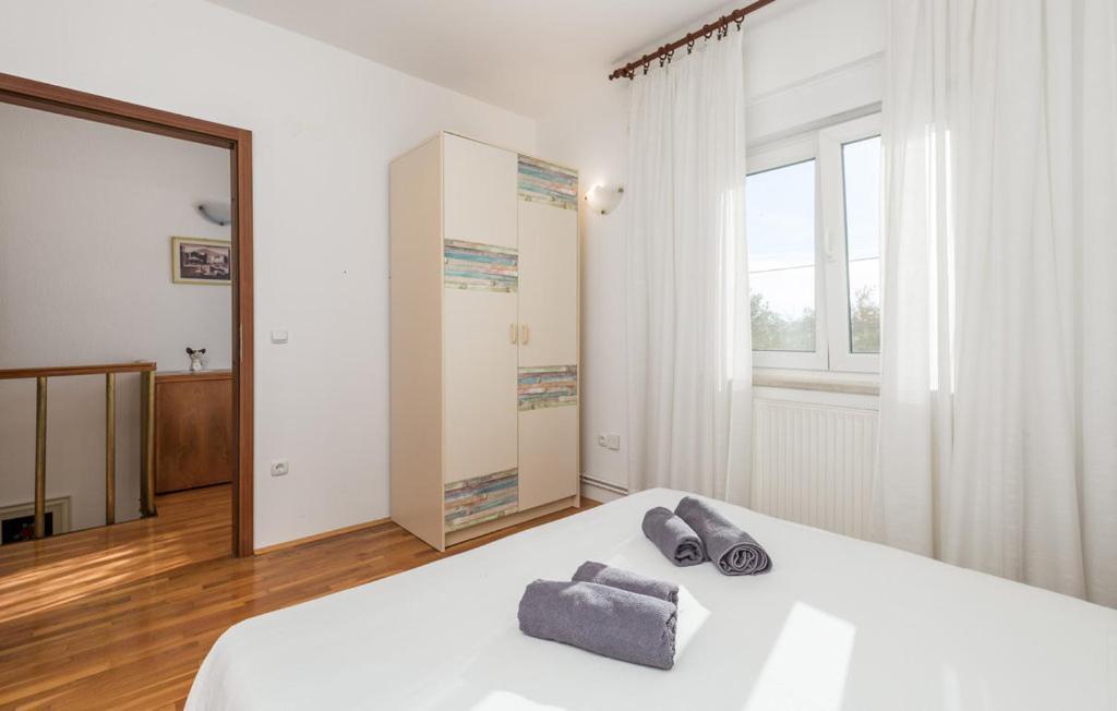 House Noa Villa Malinska Exterior photo